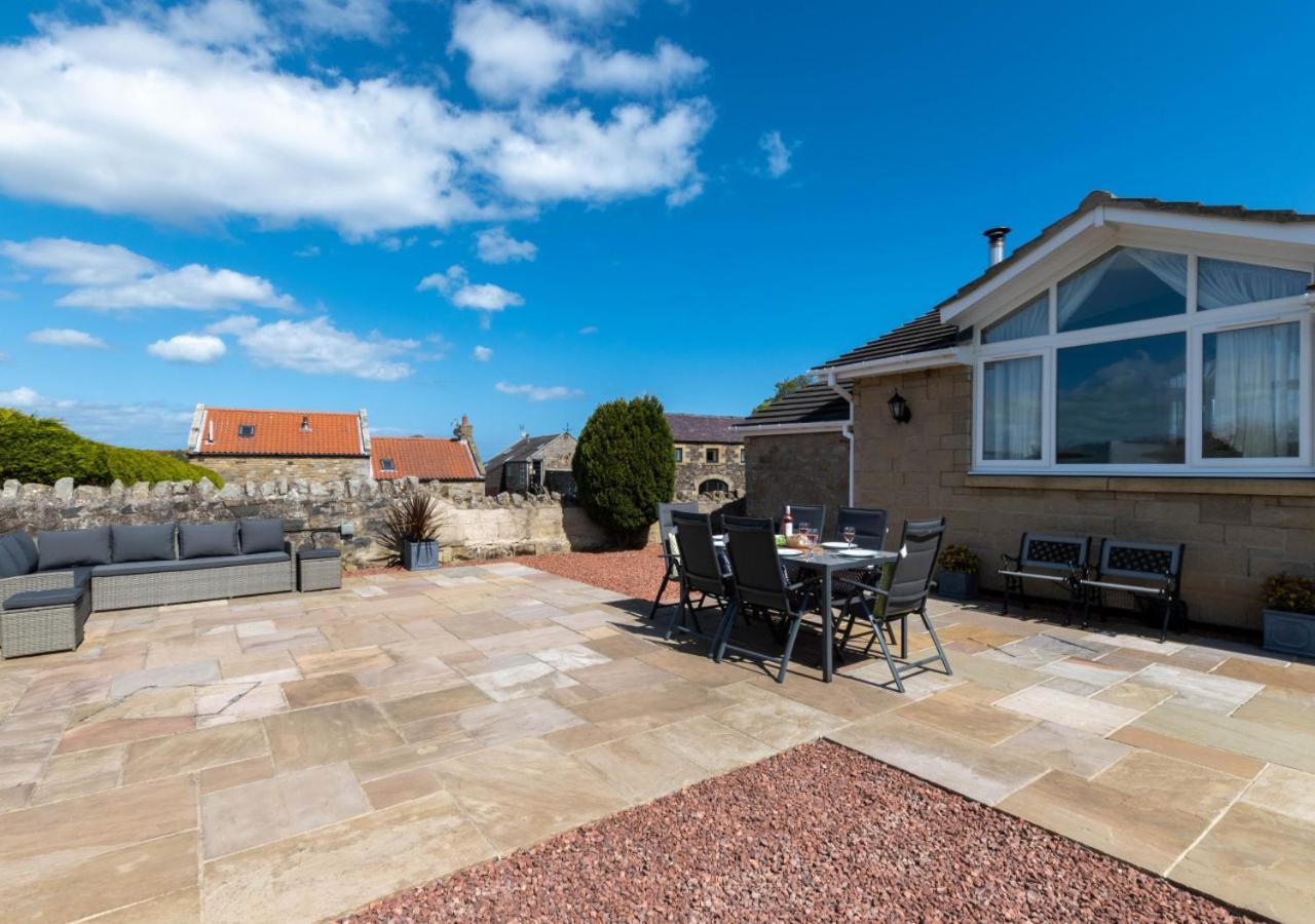 Dukesfield Cottage Bamburgh Exterior foto